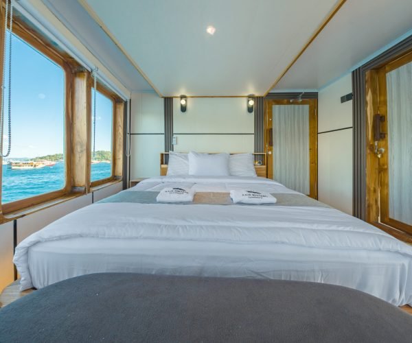 Master Cabin (5)