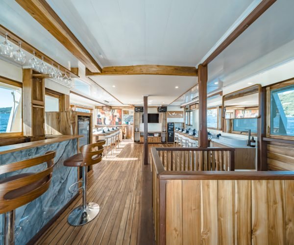 Restaurant & Bar-13