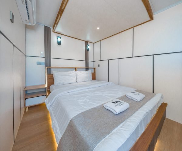 Superior Cabin-1